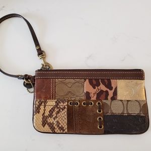 Coach wristlet *special edition*